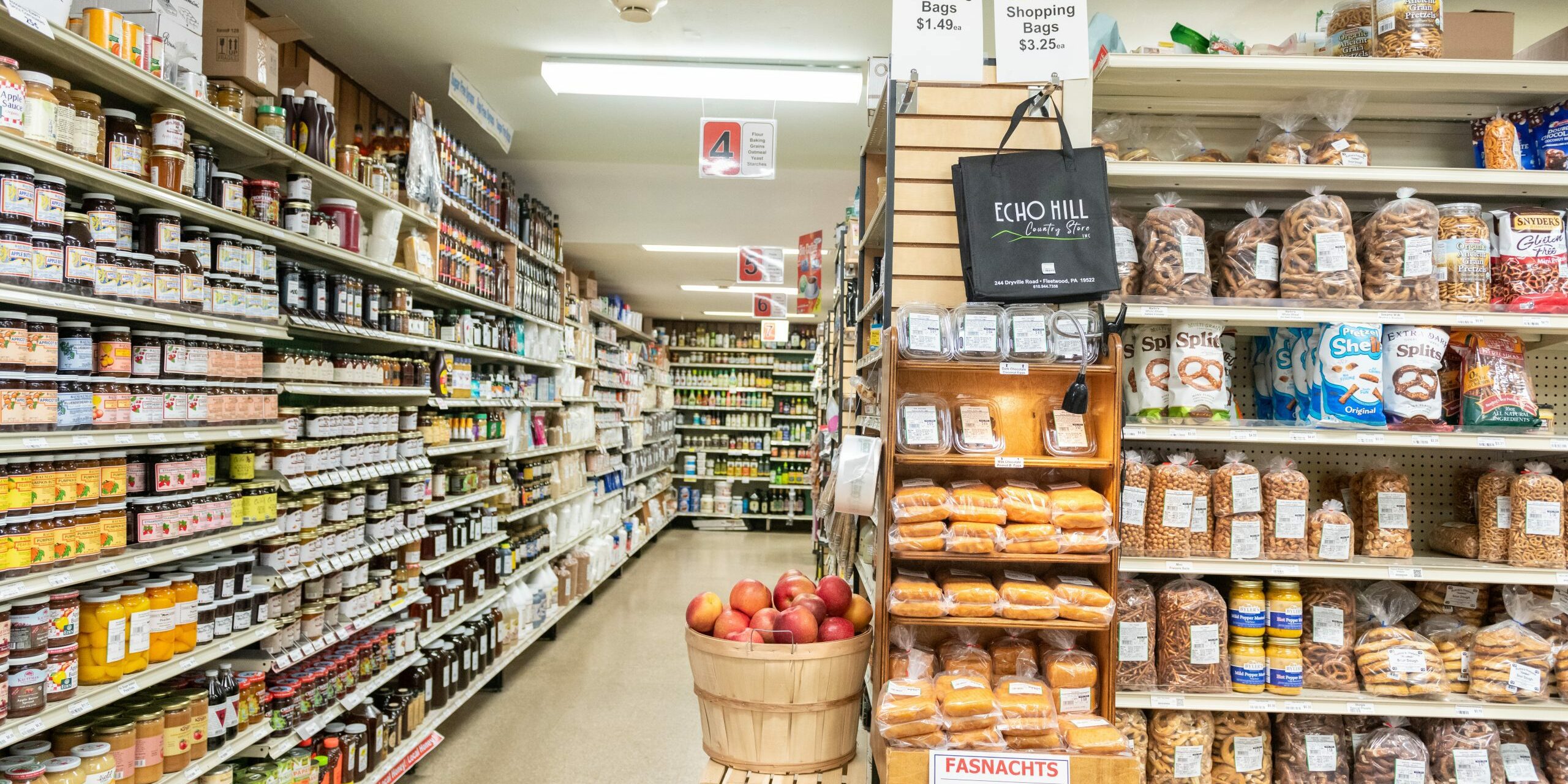 Echo Hill-26 Echo Hill Country Store aisles